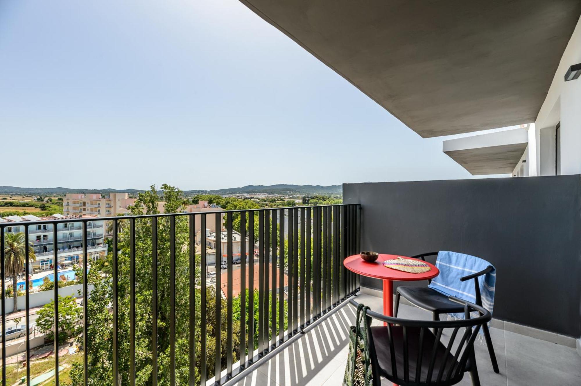 Hotel Vibra District - Adults Only Sant Antoni de Portmany Esterno foto