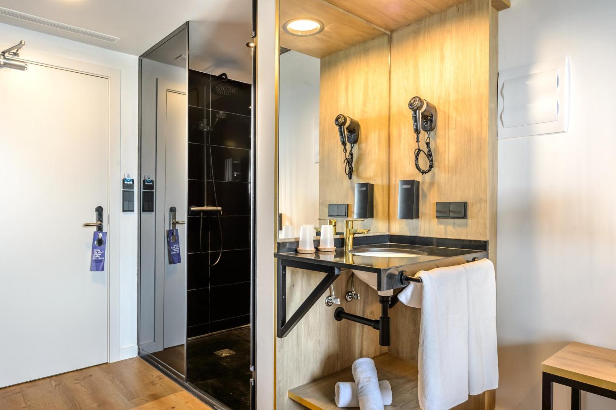 Hotel Vibra District - Adults Only Sant Antoni de Portmany Esterno foto