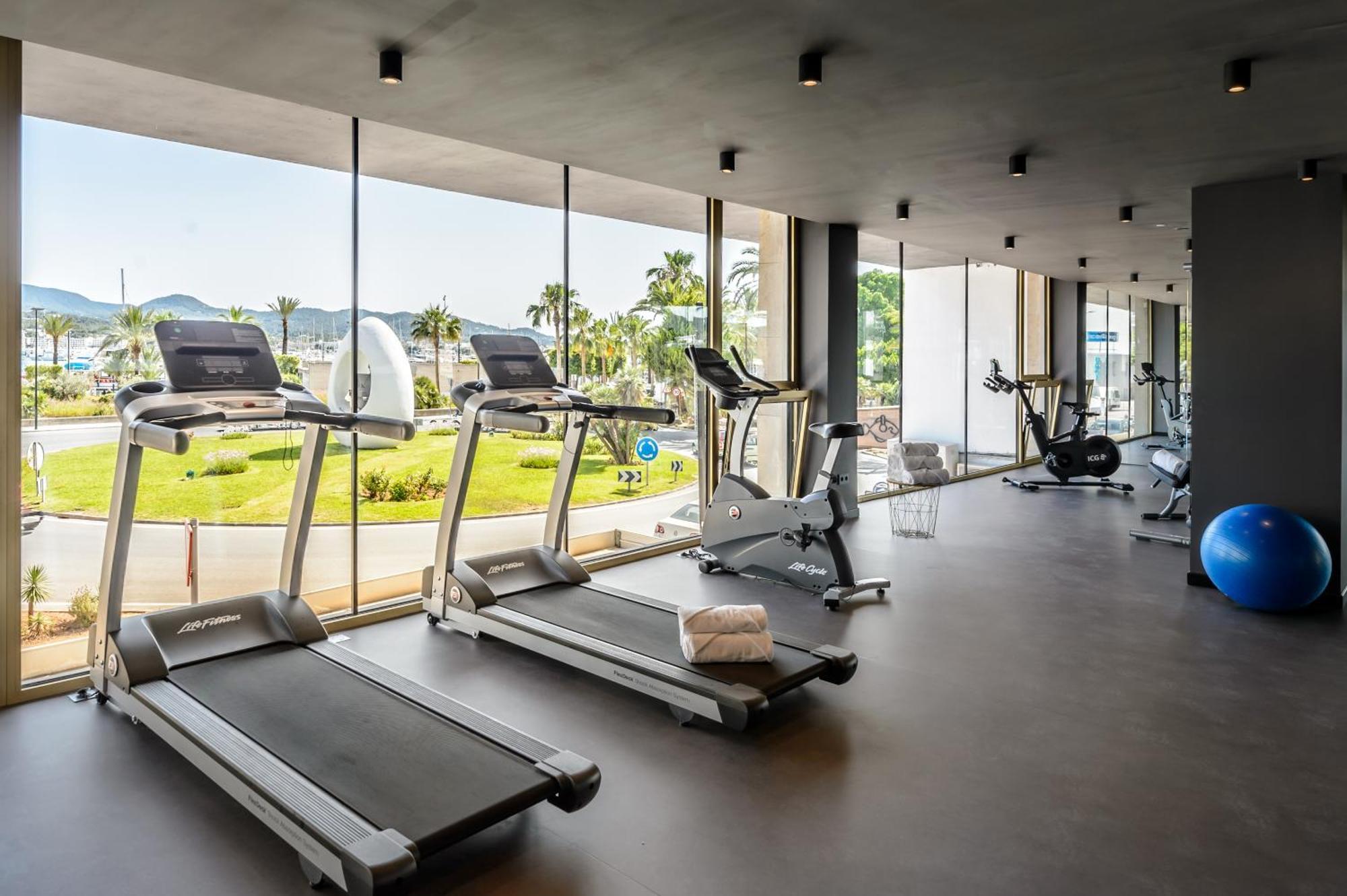 Hotel Vibra District - Adults Only Sant Antoni de Portmany Esterno foto